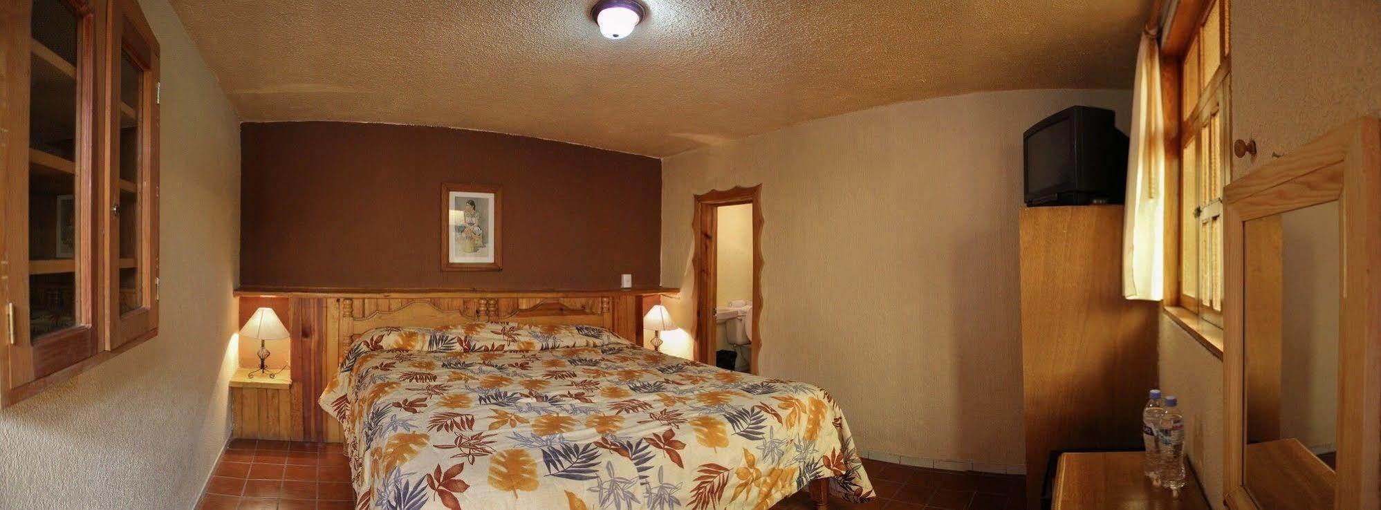 Hotel Plaza Масамитла Екстериор снимка